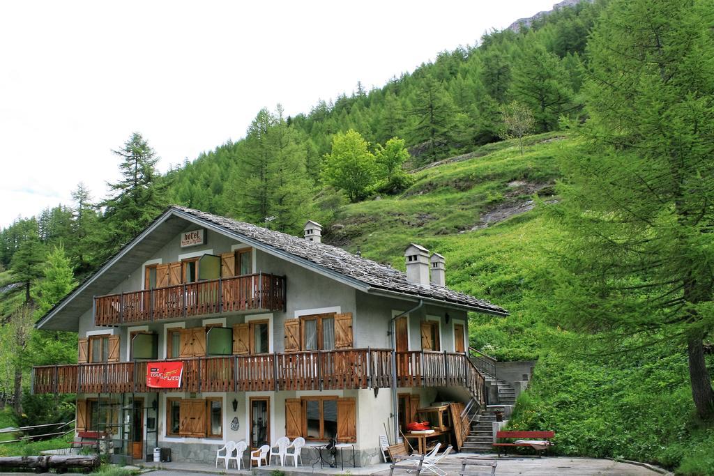 Отель Maison Des Myrtilles Вальгризанш Экстерьер фото